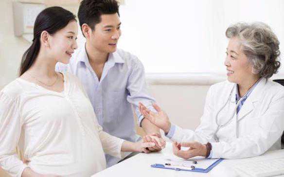 武汉大学人民医院试管婴儿移植一次费用大概多少钱？